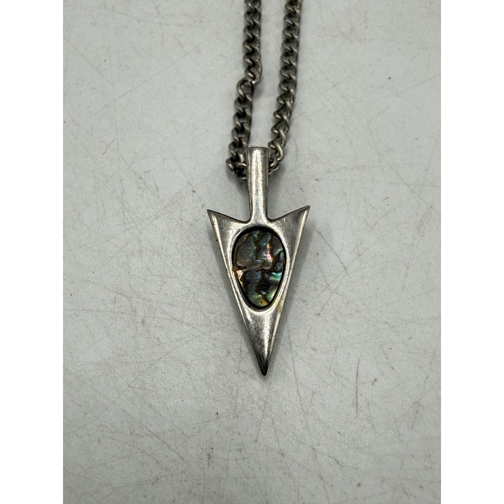 Vintage Amway Abalone Inlay Arrowhead Pendant Necklace Silver Tone 18 Inch Chain